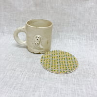 刺し子の丸形コースター