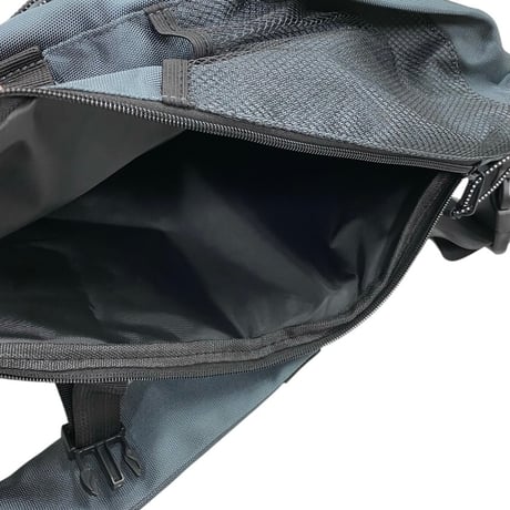 MIX.GOMU one shoulder bag