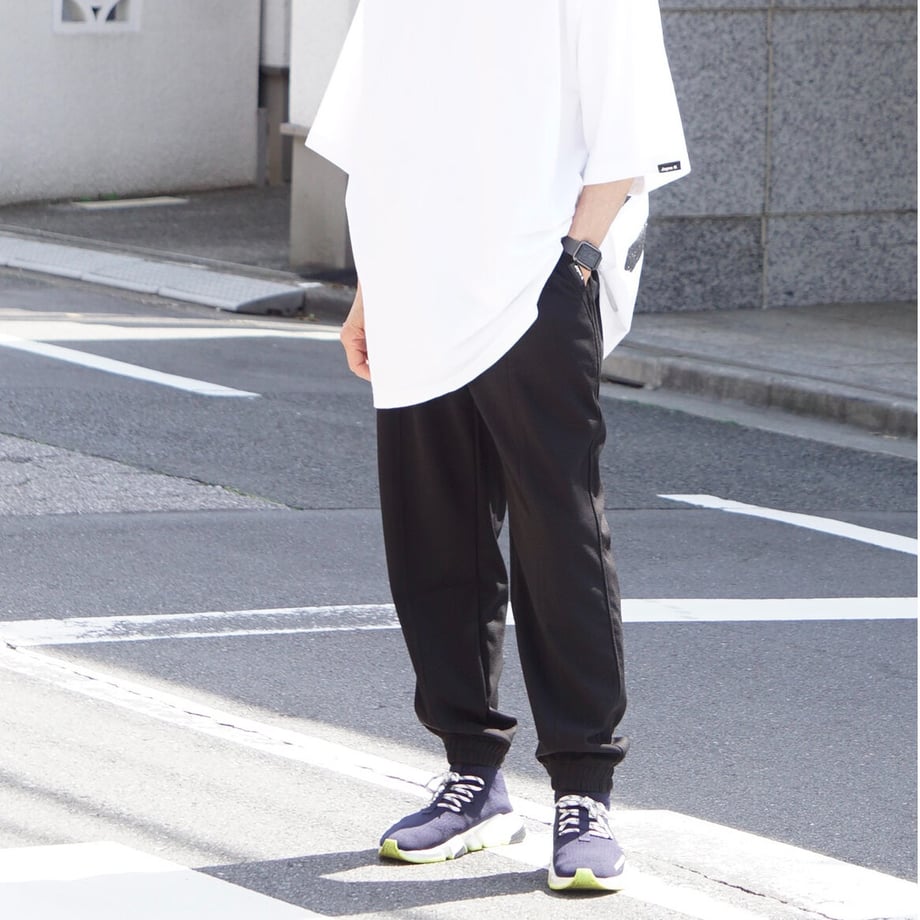 6448bdb7d3c2c900743d8f40