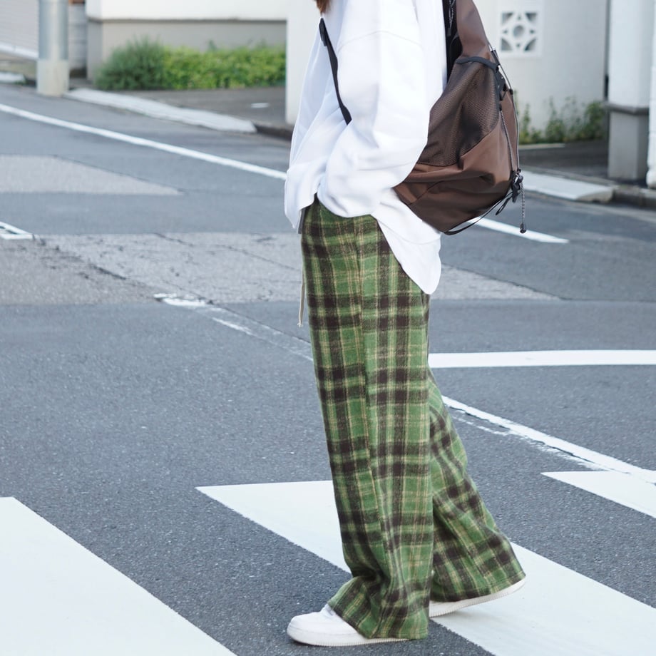 67722afba1219128dffd259b