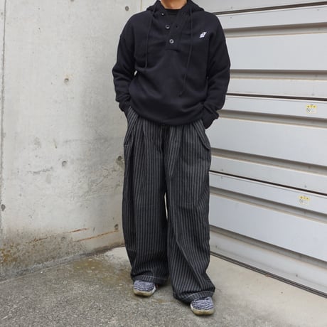 Curved Stripe Pants