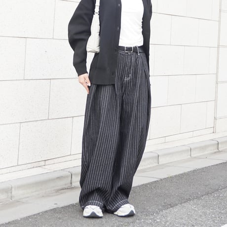 Curved Stripe Pants
