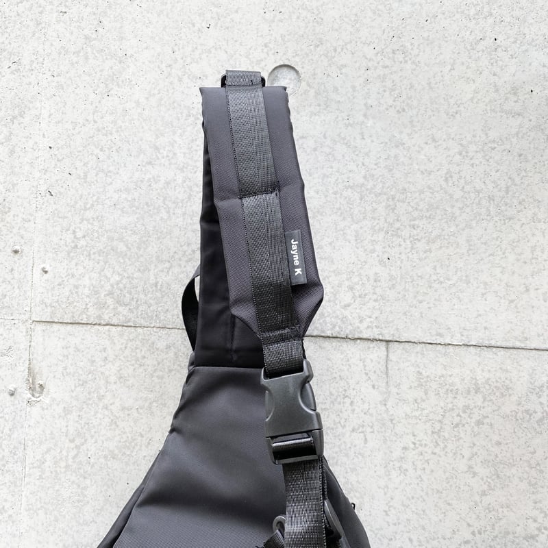 TEC one shoulder Bag | Jayne K