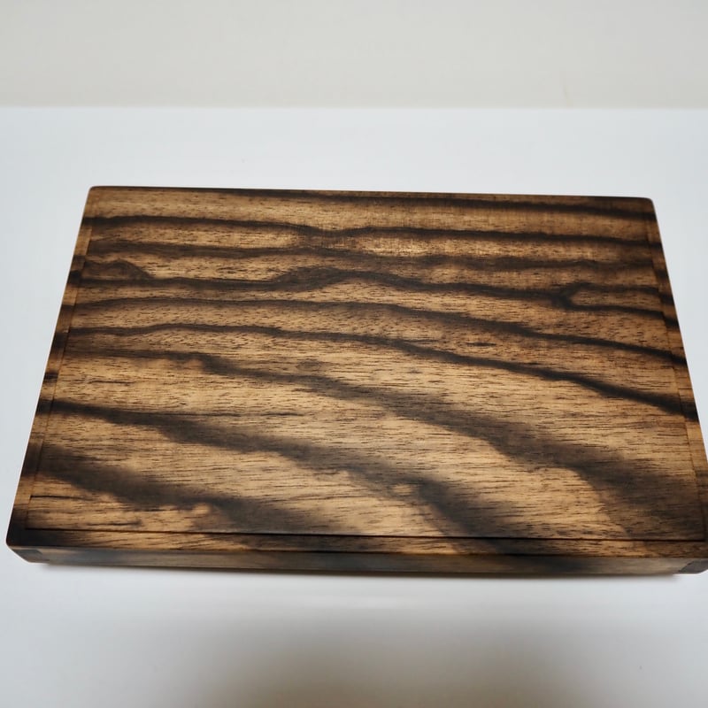 黒柿材の蓋物 黒柿の蓋付筆皿「電車打掛」 | Miyabow