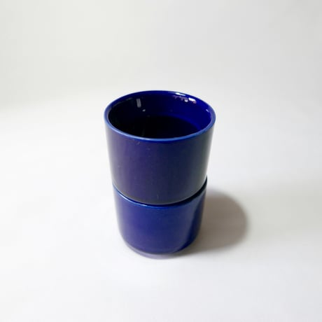 濃紺の小さなカップ　２つセット