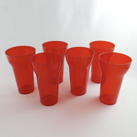 赤いプラスチックカップ　6個セット
