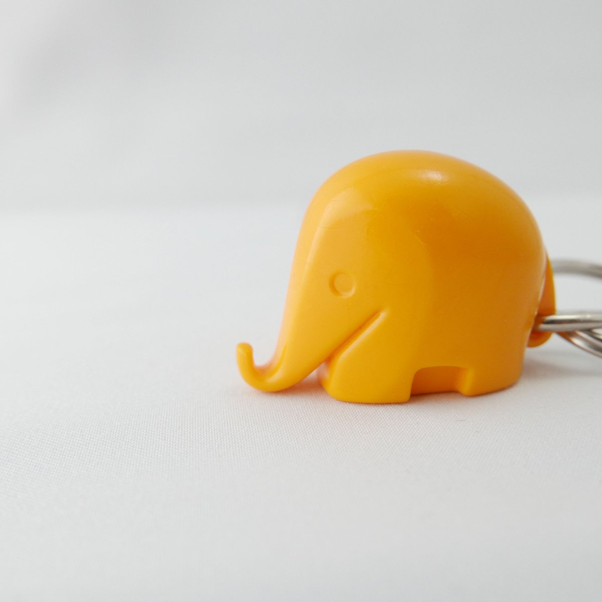 幸せを呼ぶ黄色い象 - インテリア小物