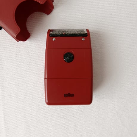 ドイツ製　BRAUN　シェーバー