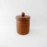 木の入れ物