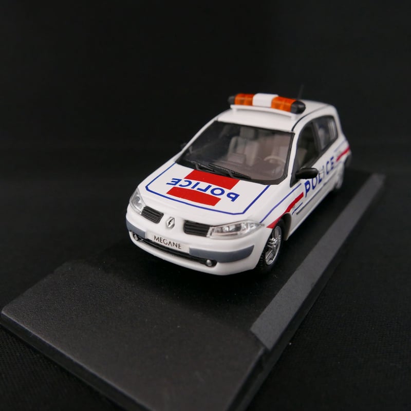 フランス パトカー | MÄRKTE