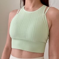 Color mesh tops