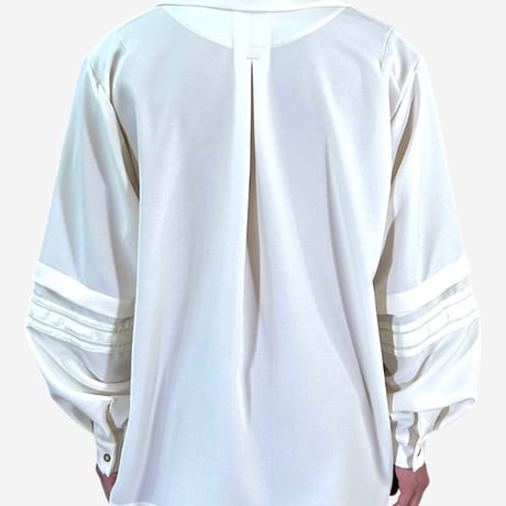 MK26S-S-04  FLOW-SH   #WHT