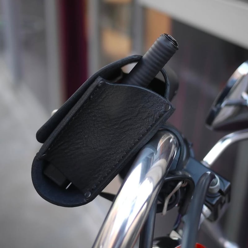 STAND REPAIR WORKS - ETC POUCH (STUDS) | east
