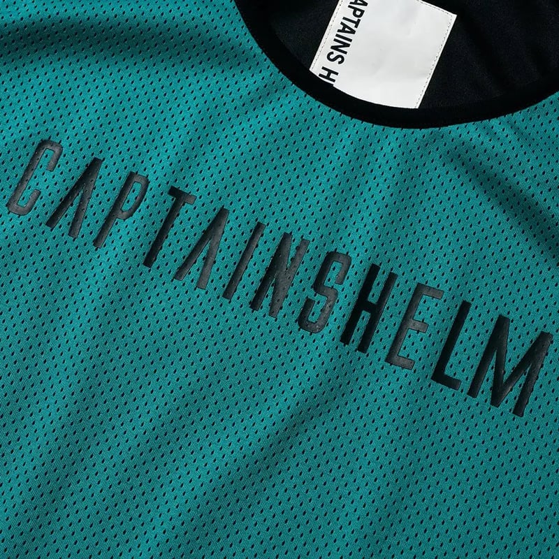 CAPTAINS HELM - #REVERSIBLE DRY TANK-TOP | east