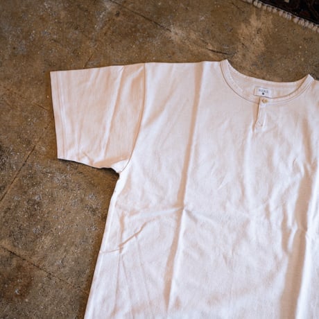 SOURCE - DARU HENRY NECK S/S T