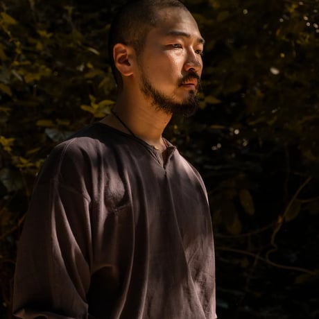 SOURCE - DARU HENRY NECK L/S Tee
