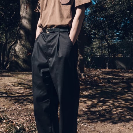 SOURCE - BASIC 1 TUCK PANTS