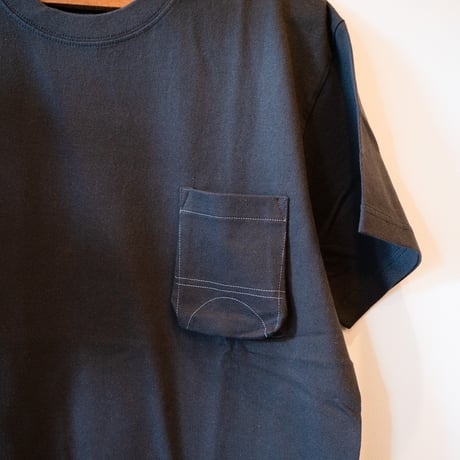 SOURCE - BASIC POCKET S/S T