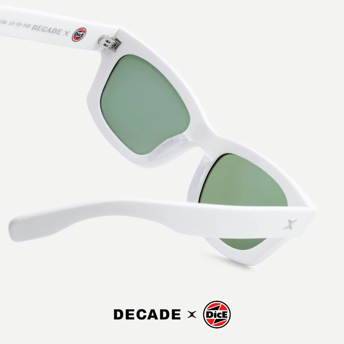 DECADE × Dice MILTON 60s オフホワイト　新品同様 DECADE (EYEWEAR) - MILTON 60s × Dice (Off White