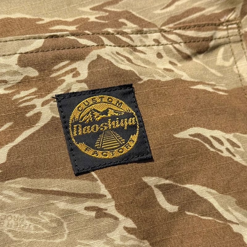 NAOSHIYA CUSTOM FACTORY タイガーストライプカーゴショーツ