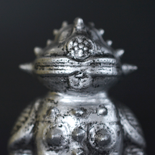 TOKY 遮光器土偶型 最終決戦兵器 ともだち初号機 TOKY - ともだち初号機 燻銀 遮光器土偶型最終決戦兵器 | east village