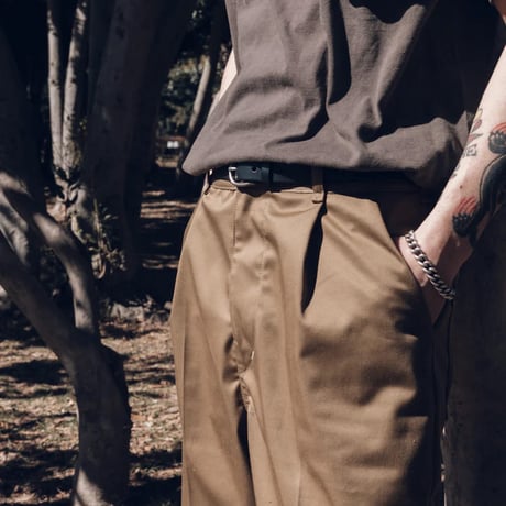 SOURCE - BASIC 1 TUCK PANTS