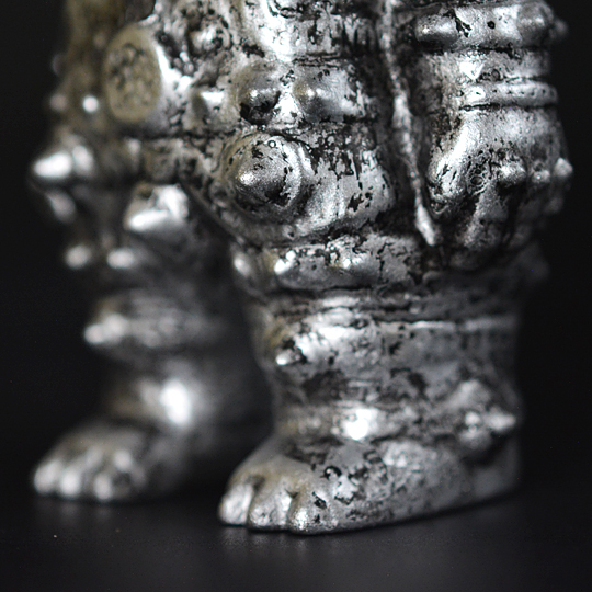 TOKY - ともだち初号機 燻銀 遮光器土偶型最終決戦兵器 | east village