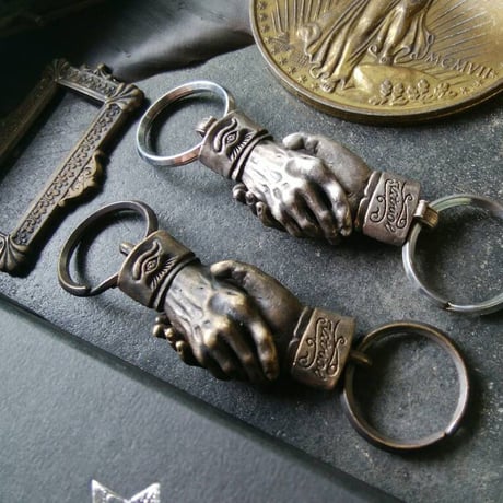 Shake Hands Keyring - Silver(シルバー製) (Made by vitriol)