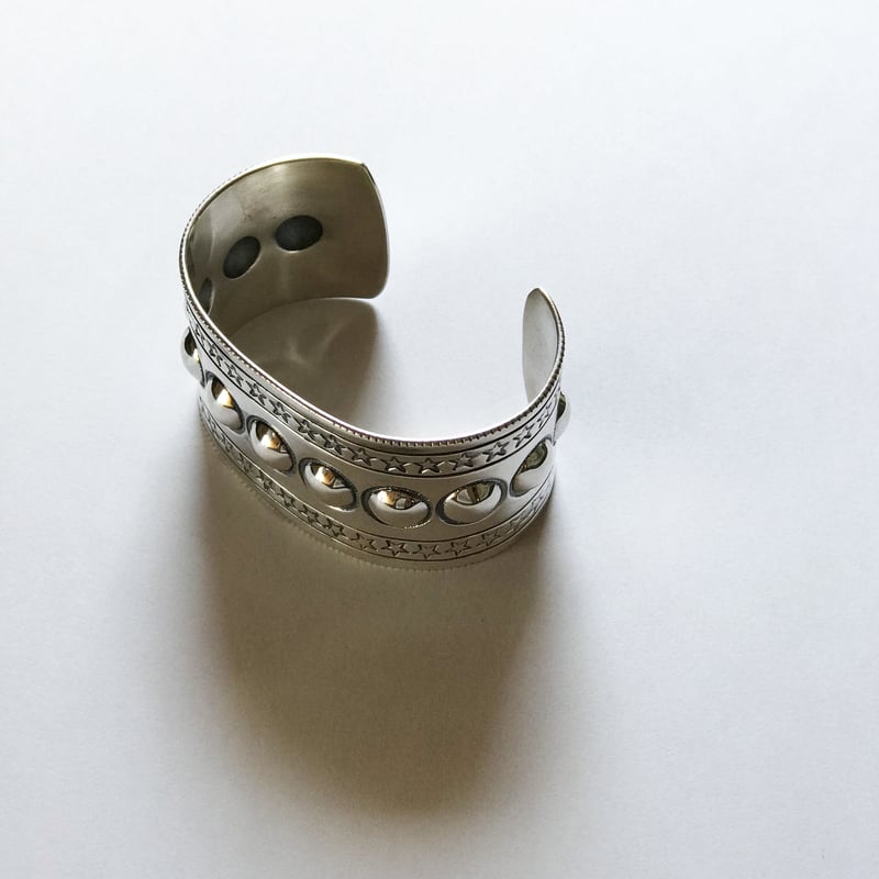CODY SANDERSON - 1.5Inch 9 Moons w/Stars Coin E CODY SANDERSON - 1.5Inch 9 Moons w/Stars Coin E