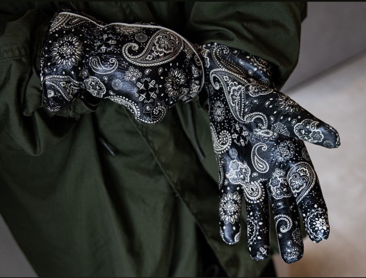 LAMP GLOVES - WINTER GLOVE- PAISLEY BLACK | eas