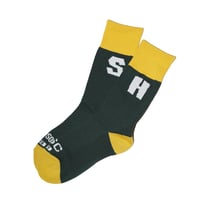 SURF SKATE CAMP - HANDSOME OXFORD × SURFSKATECAMP COLLEGE SOCKS (GREEN)