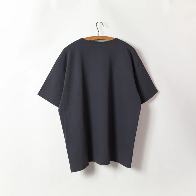 SOURCE - DARU HENRY NECK S/S T | east village O
