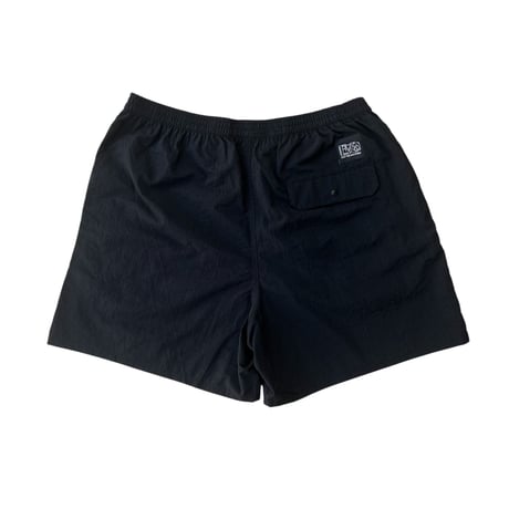 E.V.O - NYLON SHORTS (ロゴ刺繍)