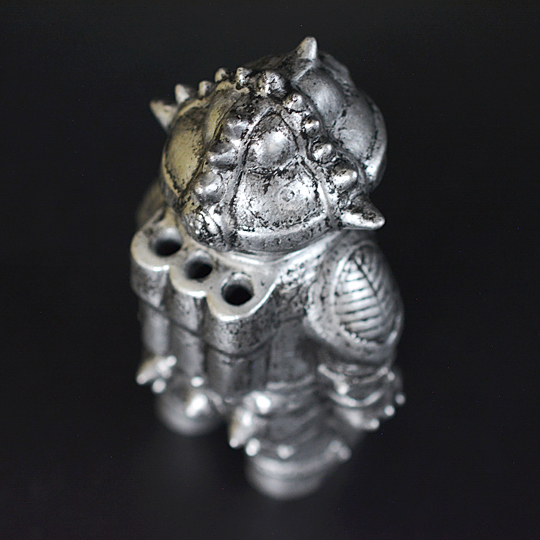 TOKY - ともだち初号機 燻銀 遮光器土偶型最終決戦兵器 | east village