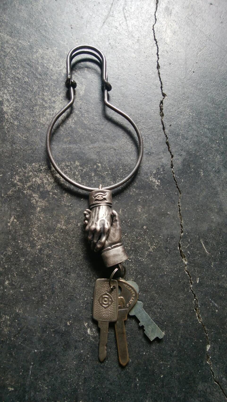 Shake Hands Keyring - Brass(真鍮製) (Made by vitri Shake Hands Keyring - Brass(真鍮製) (Made by vitri