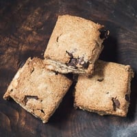 Vegan Rye Scone (Chocolate chips & Macadamia nut )_3 piece / ライ麦のビーガンスコーン（チョコチップとマカダミアナッツ）_3個セット