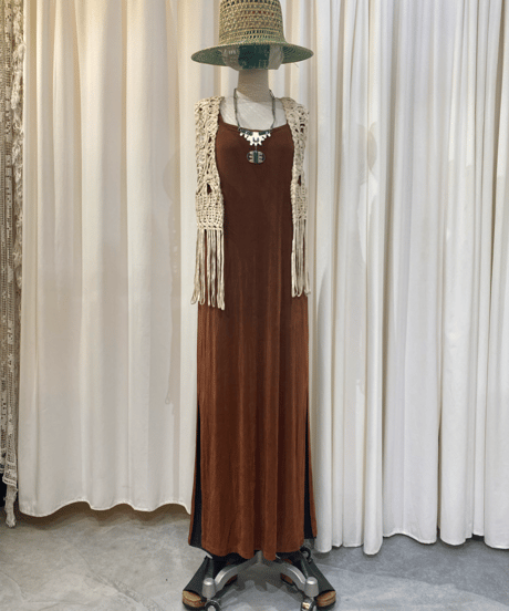 SLEEVELESS DRESS (AO240501)