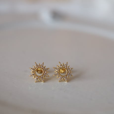 【18kgf】ジルコニアサンピアス