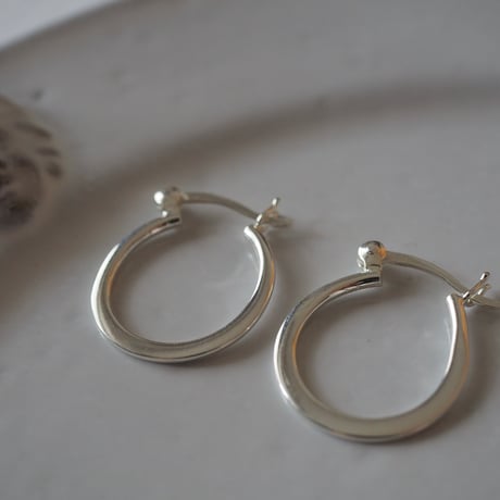 【silver925】オーバルフープピアス