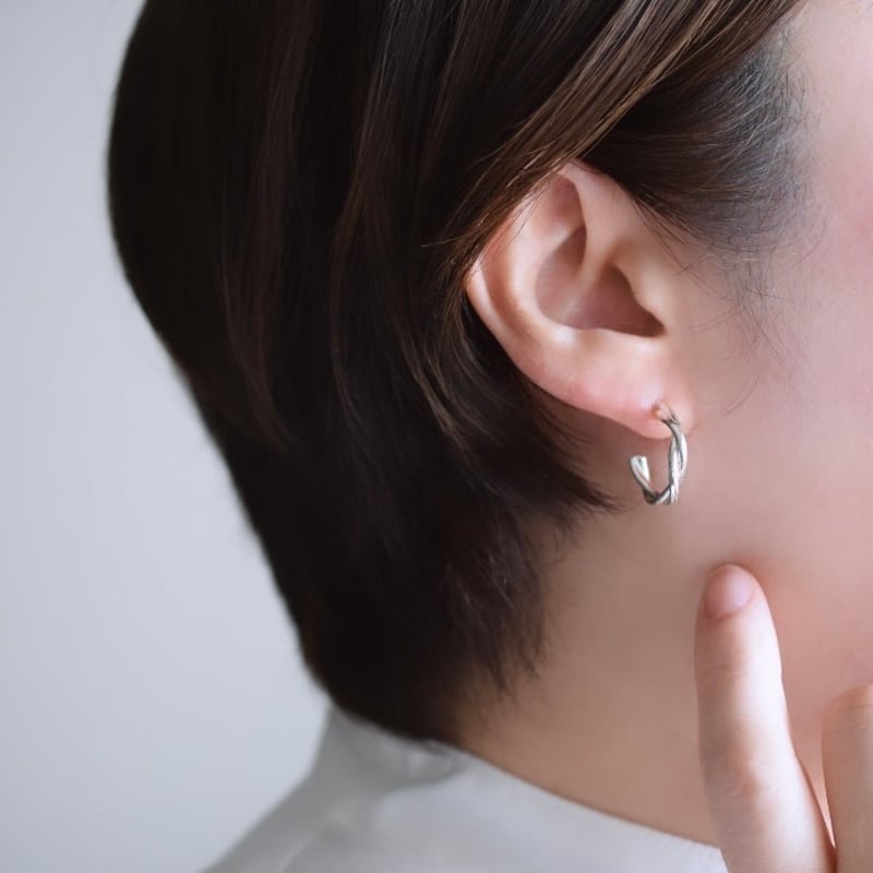シルバー925 Sterling ワイドツイストフープピアス/軽研磨仕上げ シルバー925 Sterling ワイドツイストフープピアス/軽研磨仕上げ