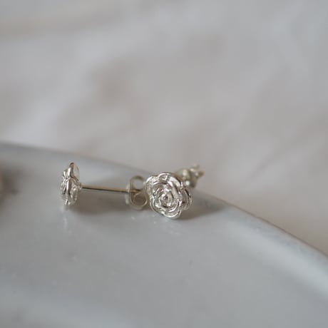 【silver925】ローズピアス