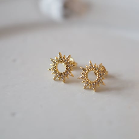 【18kgf】ジルコニアサンピアス