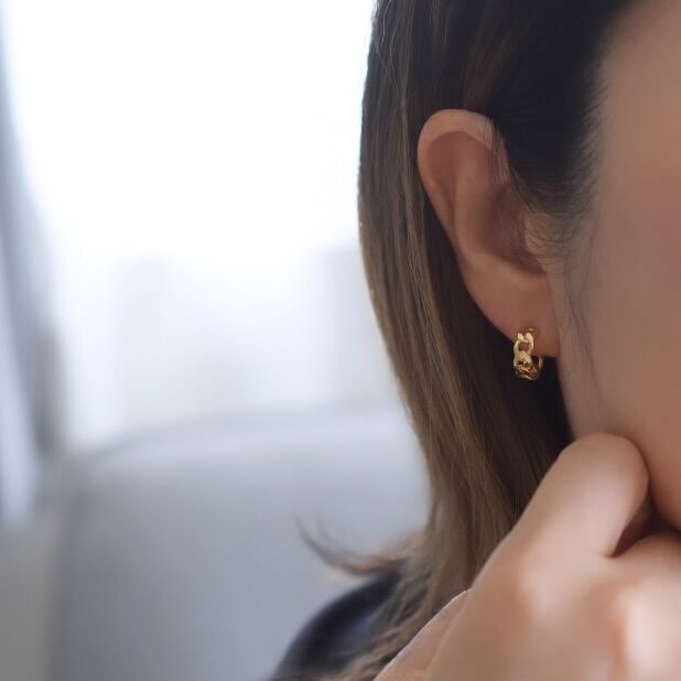 18kgf】チェーンフープのスタッドピアス | ALLEGROA