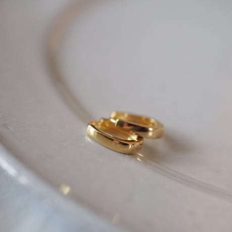 【18kgf】オーバルフープピアス