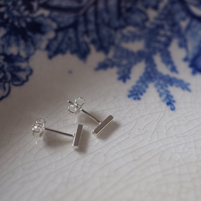 値下！【未使用】定価3.4万 K18xS925 BARJEWELLERY ピアス silver925】バーピアス | ALLEGROA