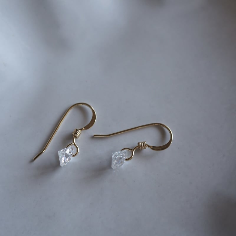14kgf】ジルコニアピアス | ALLEGROA