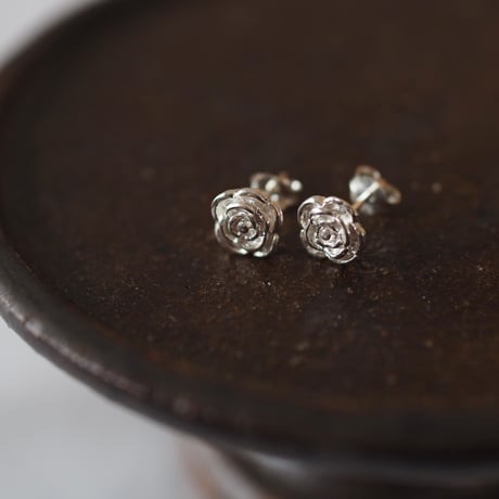 【silver925】ローズピアス