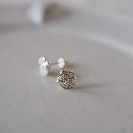 【silver925】ローズピアス