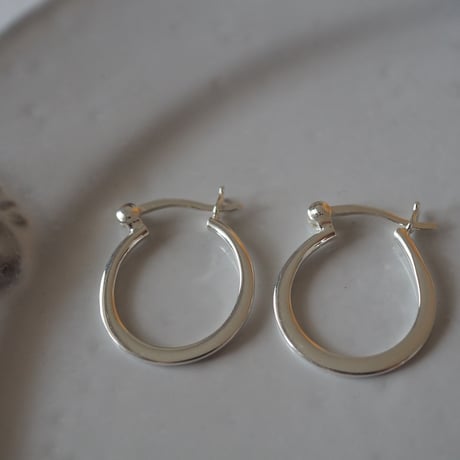 【silver925】オーバルフープピアス