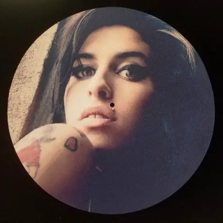amywinehouse | STORES